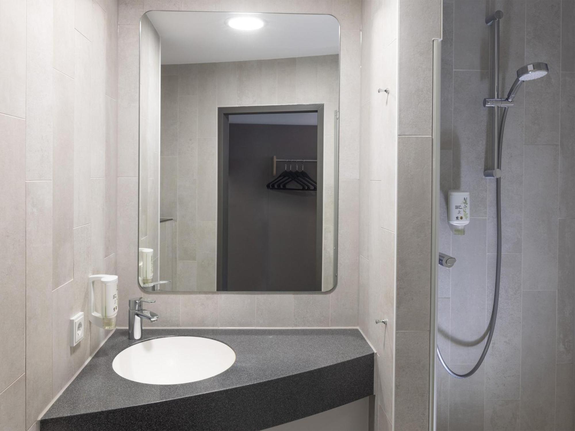 B&B Hotel Kiel-City Zewnętrze zdjęcie